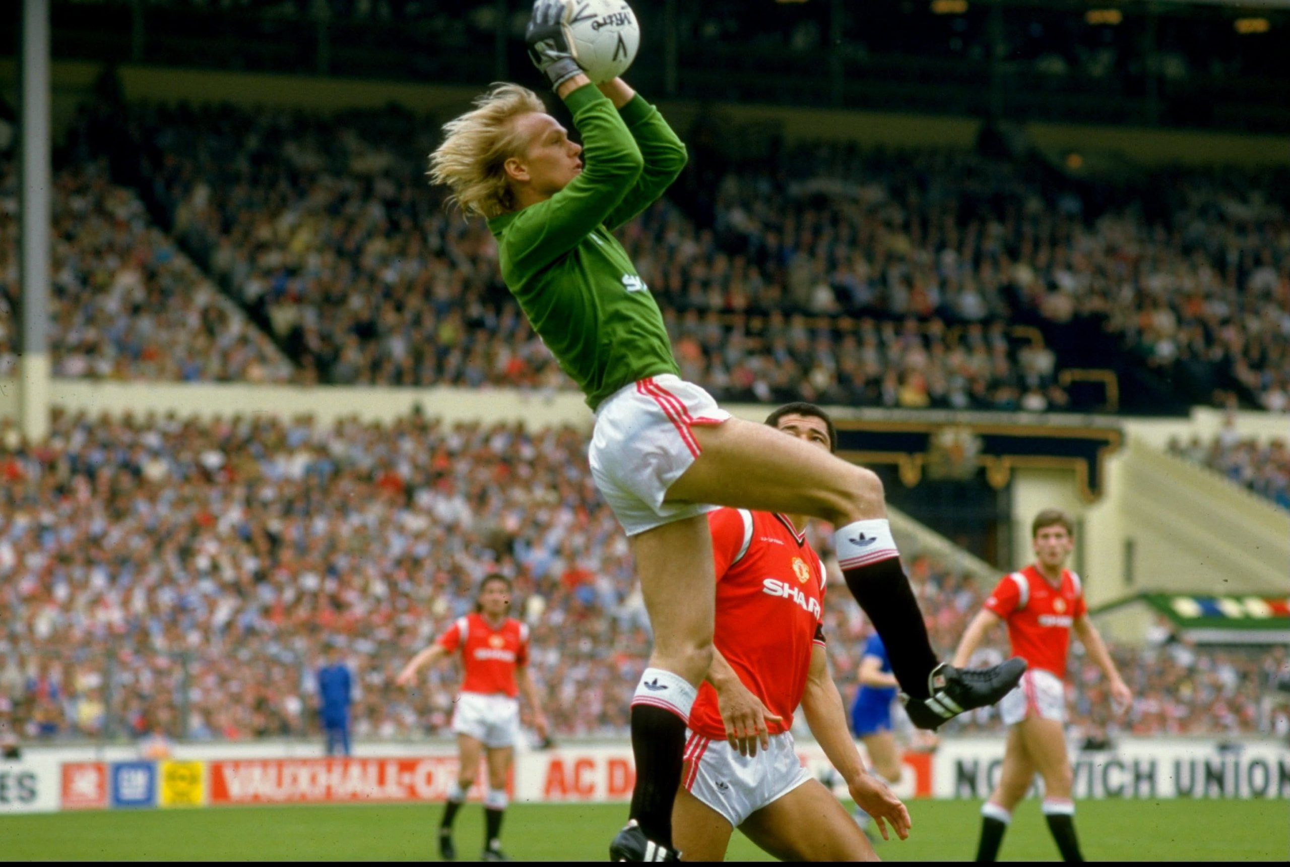 1985-fa-cup-final-gary-bailey